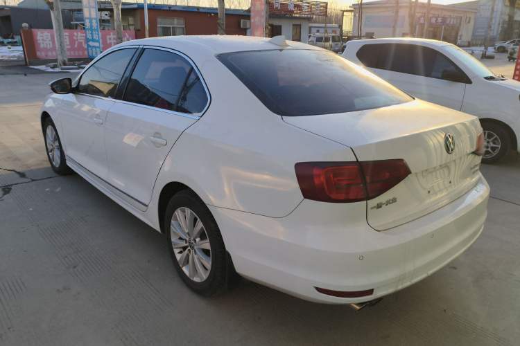 Used Volkswagen Sagitar 2016 230TSI 25th Anniversary Edition
