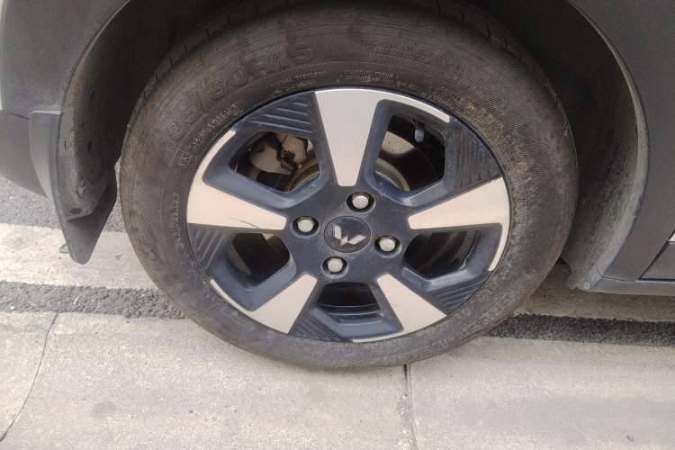 Used Wuling Bingo PLUS 2024 510 km Range 5-Seater Version
