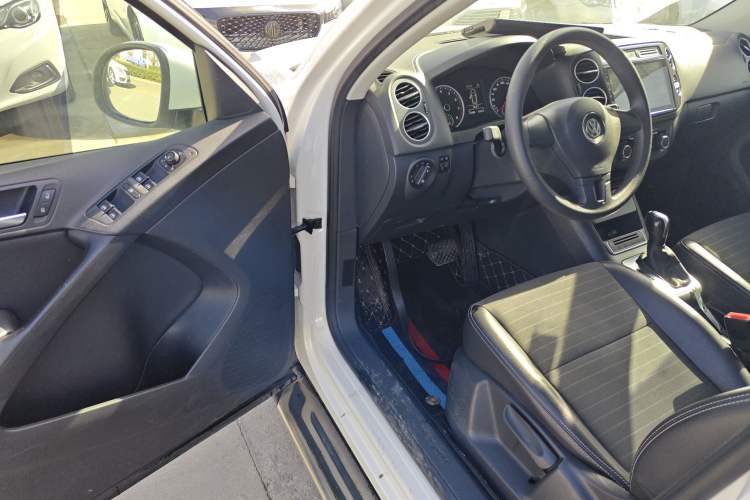 Used Volkswagen Tiguan 2016 280TSI Automatic Two-Wheel-Drive Silk Road Style Edition