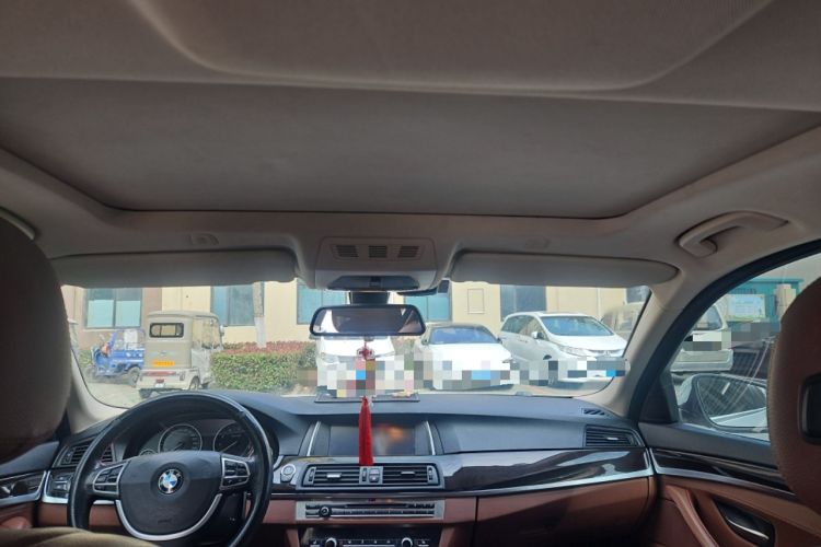 Used BMW 5 Series 2014 525Li Leading Model
