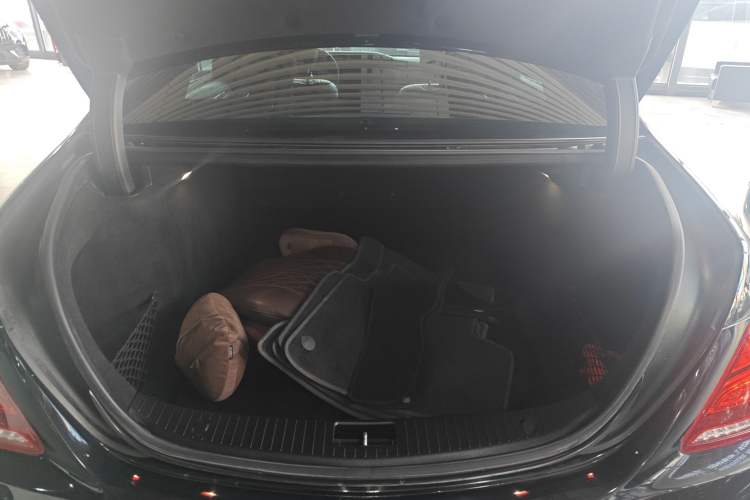 Used Mercedes-Benz S-Class 2014 S 320 L Business Model
