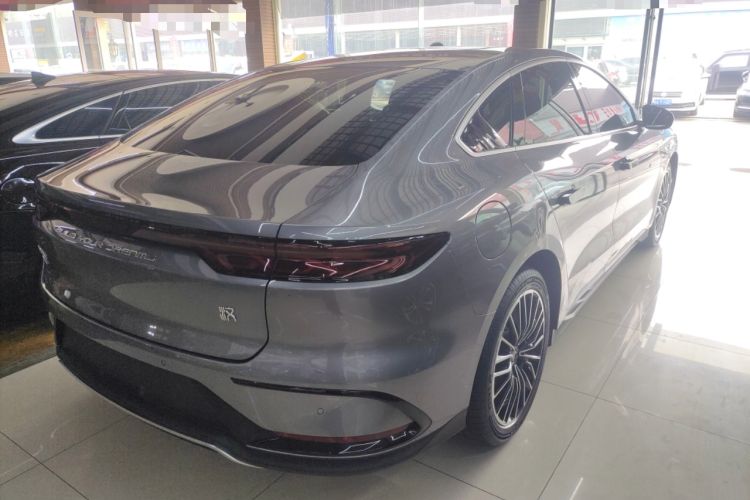 Used BYD Han 2022 DM-i 121KM Prestige Model