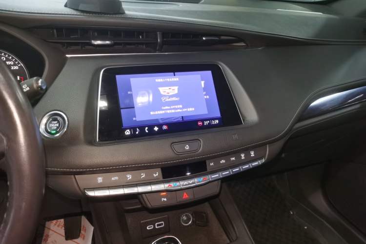 Used Cadillac XT4 2021 28T Two-Wheel Drive Tech Edition