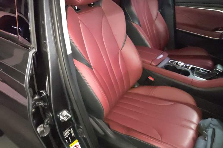 Used Changan CS75 PLUS 2020 1.5T Automatic Luxury Version
