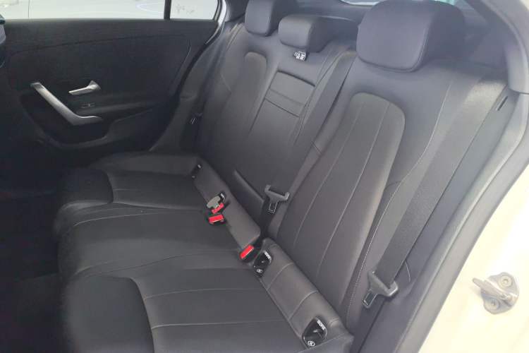 Used Mercedes-Benz A-Class 2020 Facelift A 180 L Sport Sedan Special Configuration
