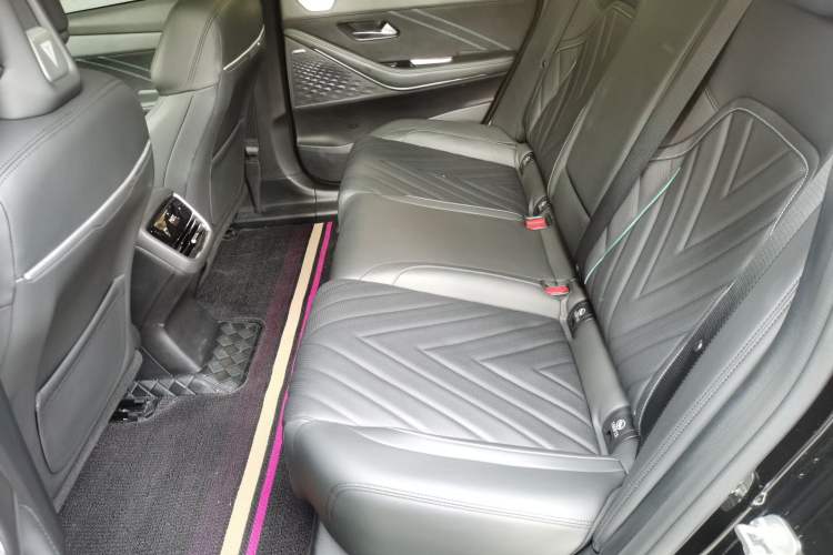 Used  SL03 2025 Pure Electric Classic Edition