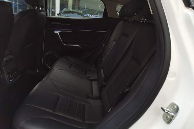 Used Wey VV5 2017 2.0T Ultra-Luxury Version
