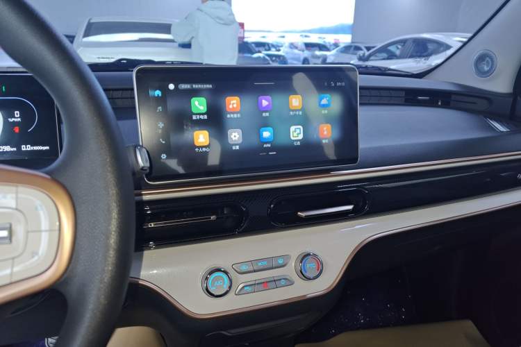 Used Cowin October 2025 Mate 410 km Surfing Edition
