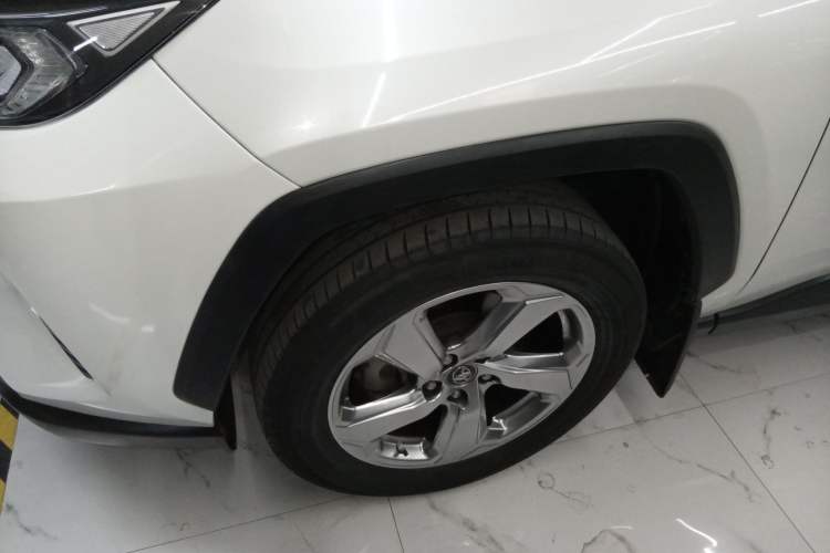 Used Toyota RAV4 2020 2.0L CVT Two-Wheel Drive Fashion Edition
