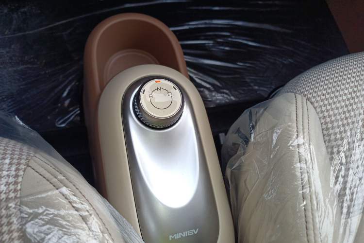 Used Wuling Hongguang MINIEV 2025 Four-Door Version Advanced Edition