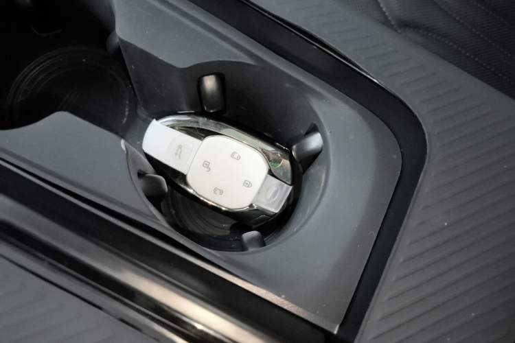 Used GAC Trumpchi M8 2024 Master Series 400T Prestige Edition
