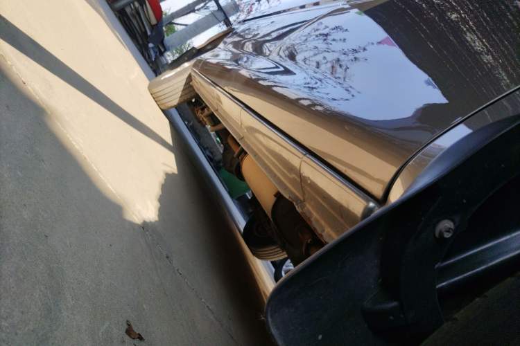 Used FORTHING Lingzhi 2019 M5L 1.6L 7-Seater Luxury Model China VI Standard
