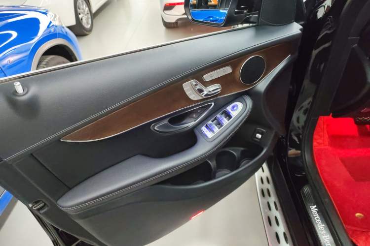 Used Mercedes-Benz GLC 2022 Facelift GLC 300 L 4MATIC Luxury Edition
