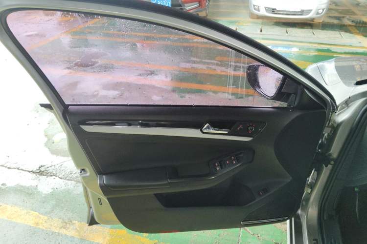 Used Volkswagen Sagitar 2018 1.6L Automatic Comfort Model
