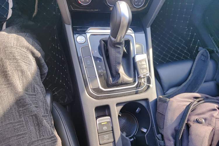 Used Volkswagen Magotan 2018 330TSI DSG Advanced Model
