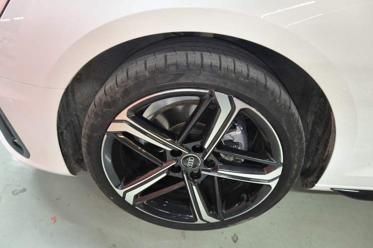 Used Audi A4L 2024 40 TFSI Luxury Dynamic Edition
