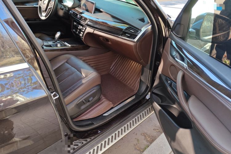 Used BMW X5 2017 xDrive28i
