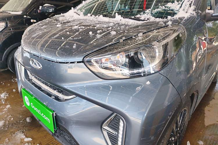 Used Chery Little Ant 2022 Revised Version Sweet Pink Edition Half-Sugar Version Lithium Iron Phosphate 30.7 kWh 30 kW 301 km