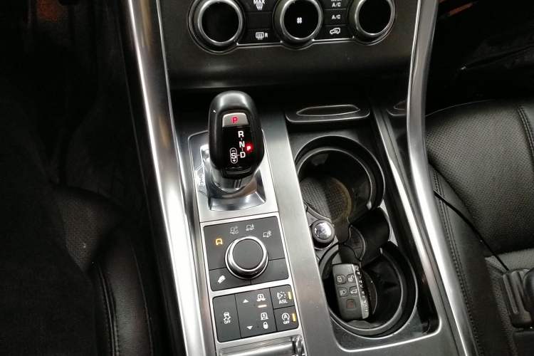 Used Land Rover Range Rover Sport 2016 3.0 SC V6 SE