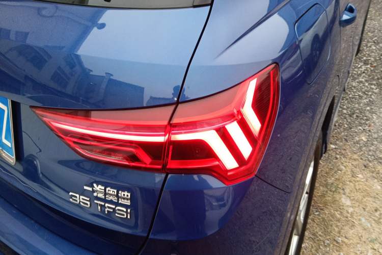 Used Audi Q3 2019 35 TFSI Advanced Dynamic Edition
