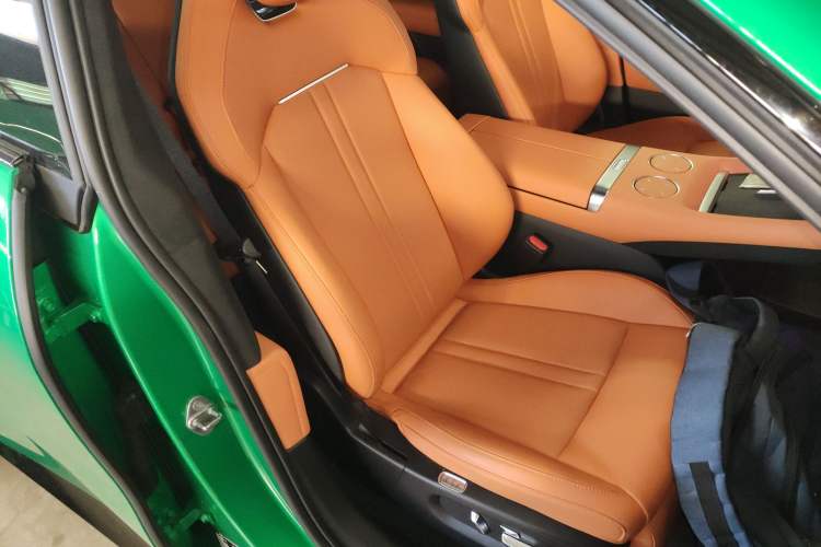 Used  YU7 2025 Ultra-Long Range High-Performance All-Wheel-Drive Max Edition