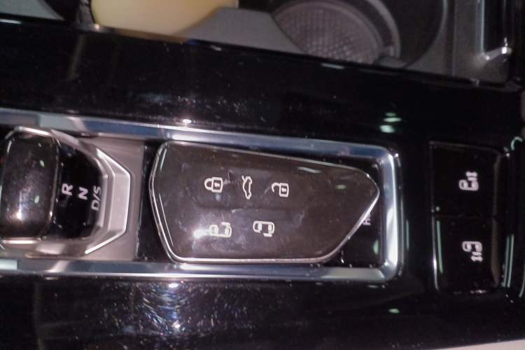 Used Volkswagen Viloran 2023 Revised Version 380TSI Luxury Edition
