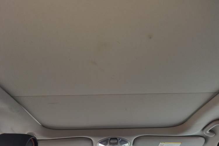 Used Hyundai Santa Fe 2013 2.4L Automatic Two-Wheel Drive Smart Version