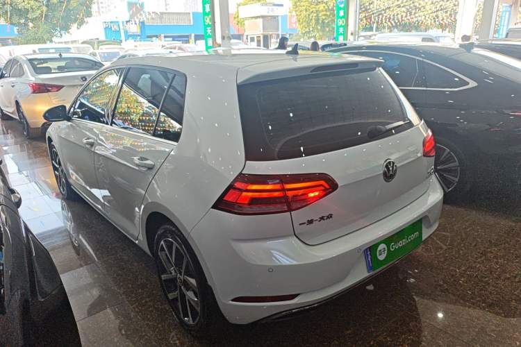 Used Volkswagen Golf 2020 200TSI DSG Comfortable and Ambitious Edition