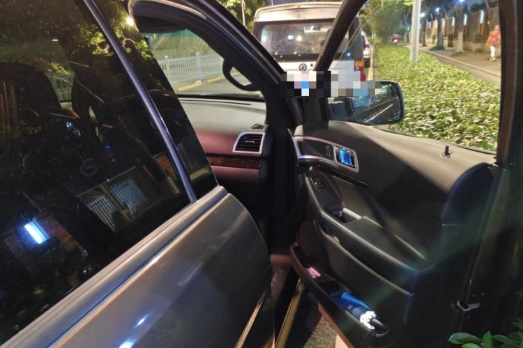 Used Ford Explorer 2013 3.5L Deluxe Model
