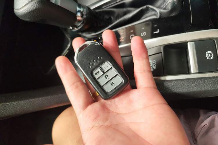 Used Honda Civic 2016 220TURBO CVT Luxury Edition
