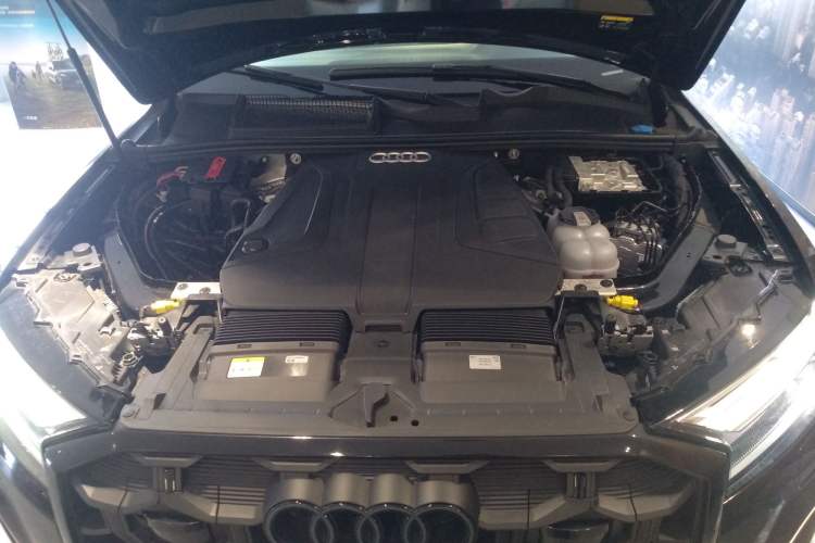 Used Audi Q7 2024 45 TFSI quattro S line Black Warrior Edition