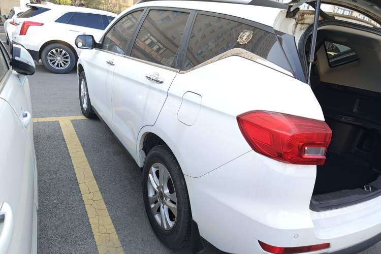 Used Haval M6 2018 Revised Version 1.5T DCT Two-Wheel Drive Elite Edition
