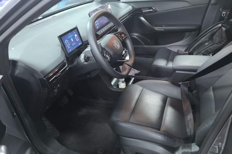 Used MG 4 EV 2023 415 km Range Sea-Faring Champion Edition
