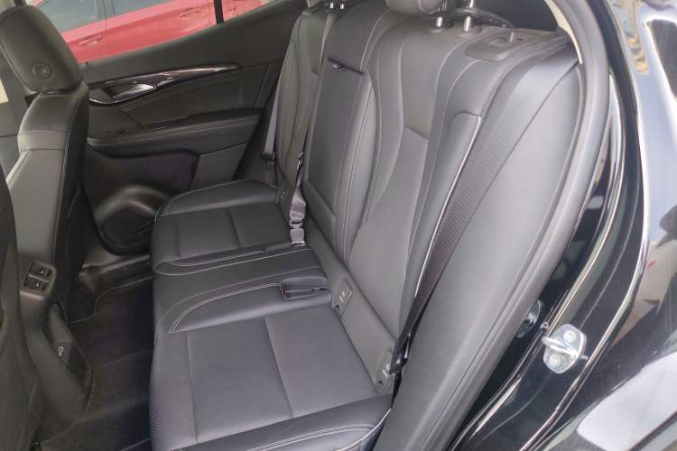 Used Buick Envision 2023 Encore S 552T Two-Wheel Drive Luxury Model
