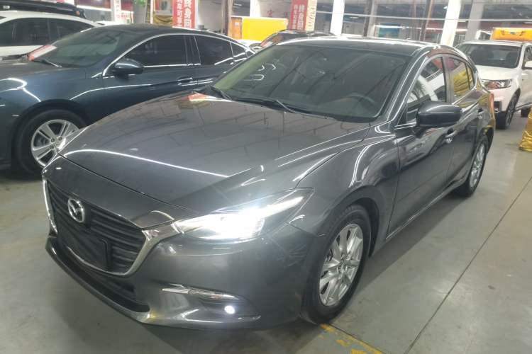 Used Mazda Mazda 3 Axela 2019 Cloud-Controlled Version Hatchback 1.5L Automatic Luxury Model Emission Standard China V
