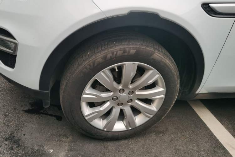 Used Land Rover Discovery Sport 2015 2.0T HSE LUXURY