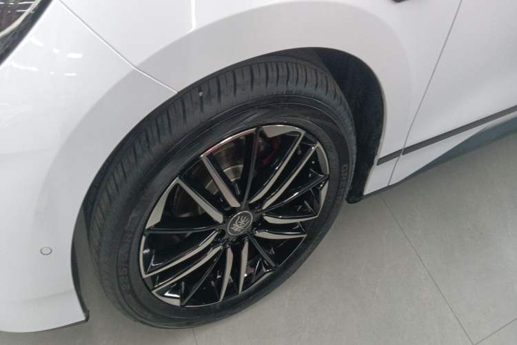 Used BYD Qin L 2025 EV 545KM Cloud Suspension Edition