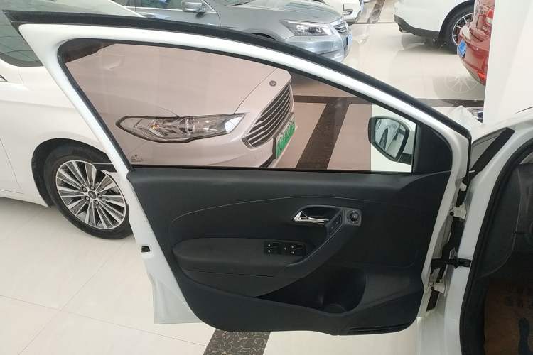 Used Volkswagen Polo 2016 1.4L Automatic Trendy Model
