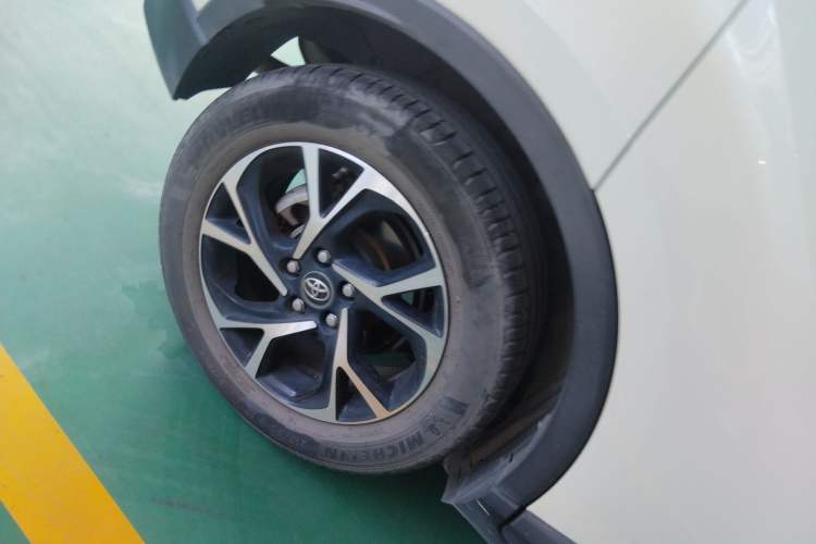 Used Toyota C-HR 2021 2.0L Luxury Edition
