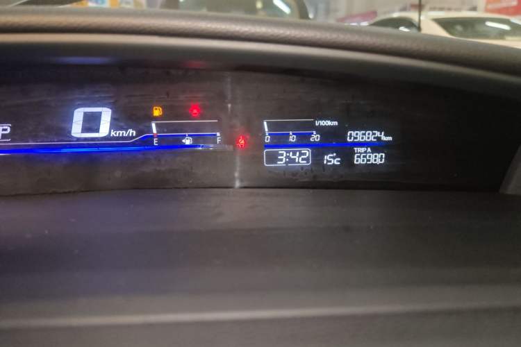 Used Honda Jade 2016 1.8L Automatic Comfort Elite Version 5 Seats