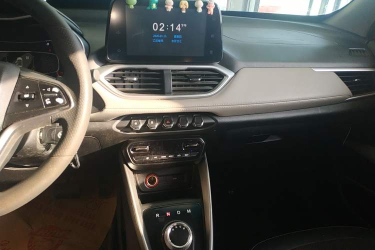 Used Baojun 510 2017 1.5L Automatic Fashion Model