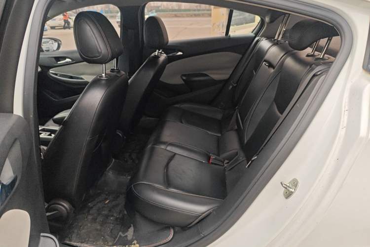 Used Chevrolet Cruze 2017 1.5L Automatic Xuanfeng Edition
