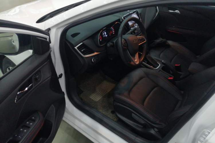 Used Chevrolet Monza 2022 Light Hybrid RS 330T Automatic Comfort Edition
