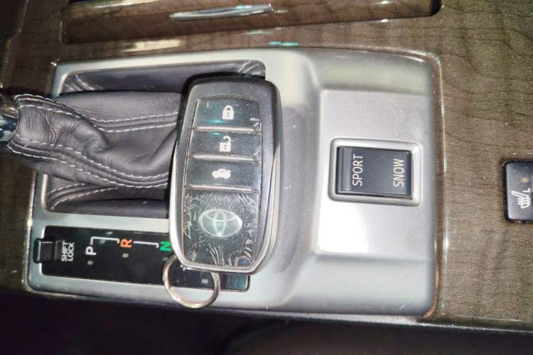 Used Toyota Reiz 2013 2.5V Shangrui Edition