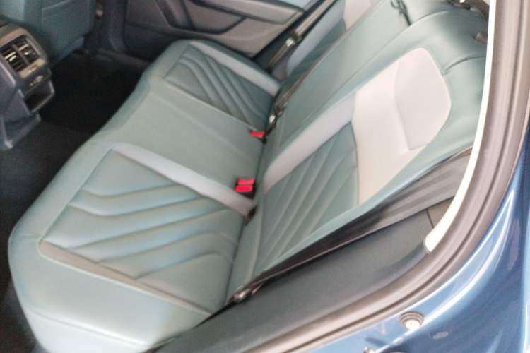 Used Volkswagen Tharu 2023 300TSI Two-Wheel-Drive Full Moon Edition
