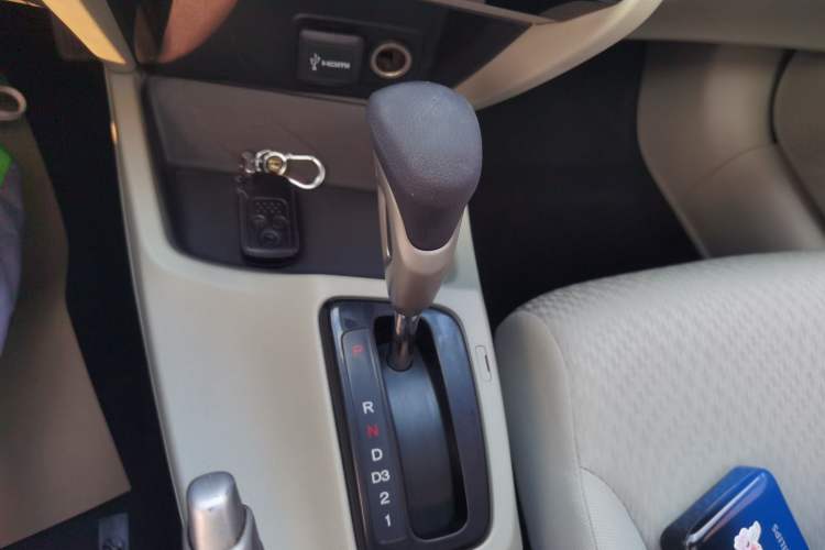 Used Honda Civic 2014 1.8L automatic comfort version
