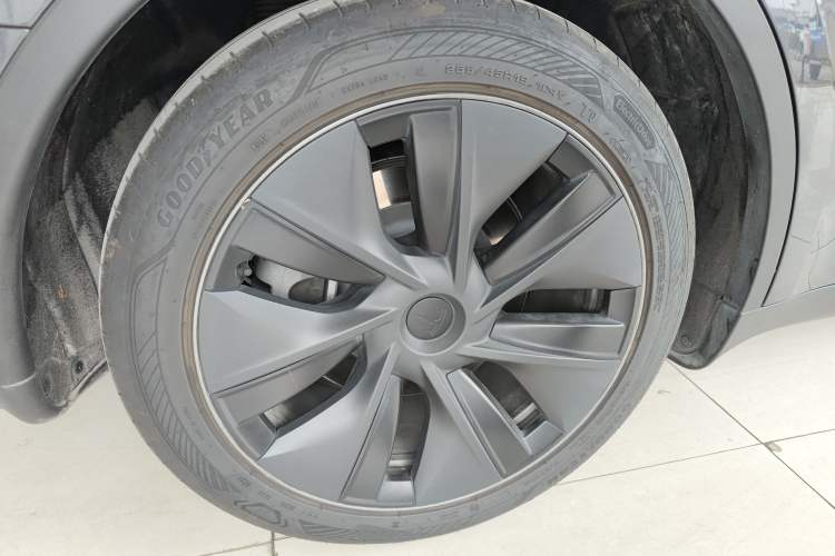 Used Tesla Model Y 2024 Rear-Wheel-Drive Version