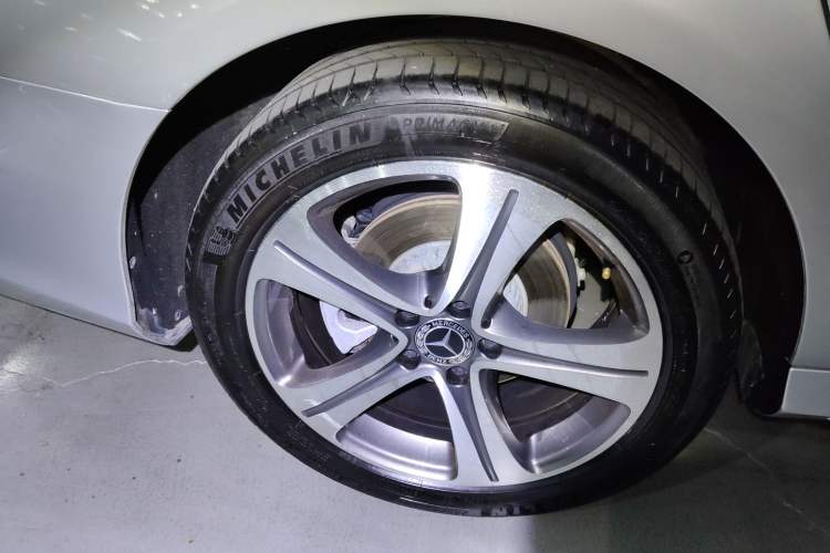 Used Mercedes-Benz E-Class 2018 Facelift E 200 L Sport Edition
