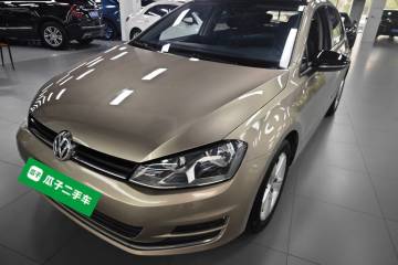 Used Volkswagen Golf 2017 1.6L Automatic Comfort Million-Vehicle Anniversary Edition