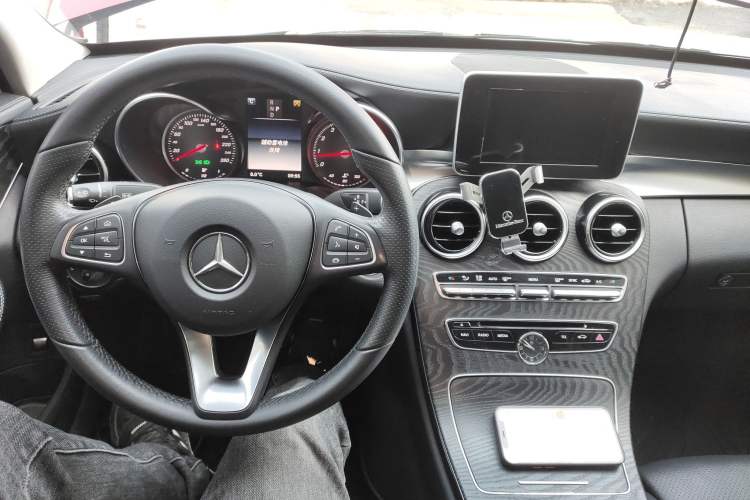 Used Mercedes-Benz C-Class 2018 C 180 L Fashion Edition Sport Version
